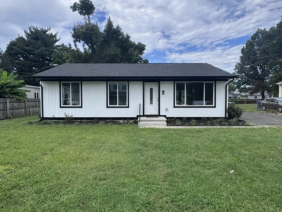 215 Prospect Ave