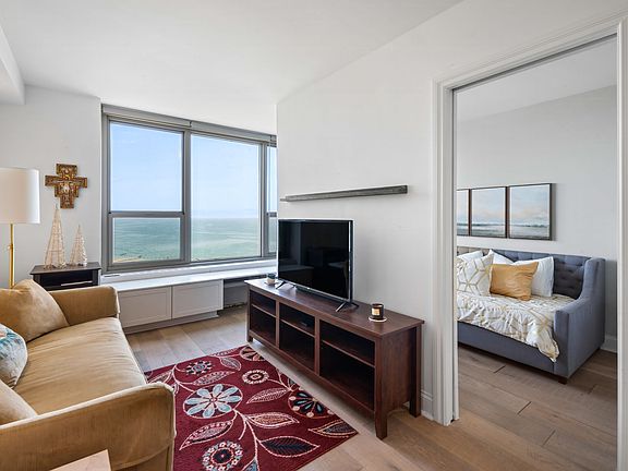 4th image of 1550 N Lake Shore Dr #25