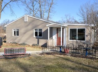 16619 Division Dr, Marshall, MI 49068