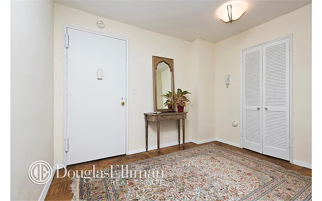 Sold by Douglas Elliman | media 14