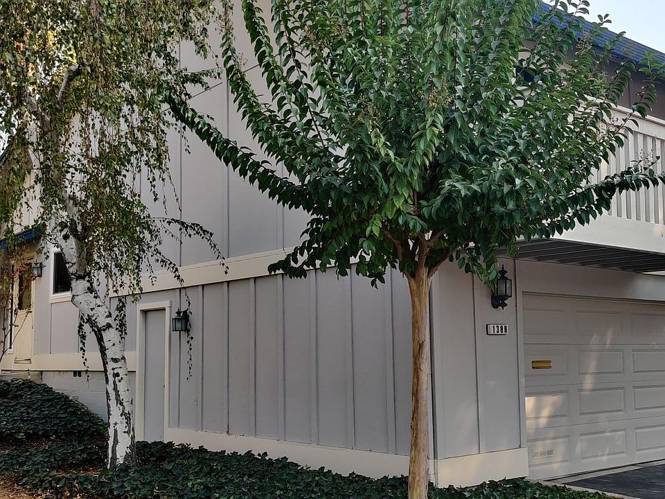 1st image of 1388 Cherrywood Sq