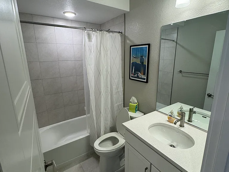 6363 N Emporia Ct — Photo 23
