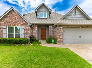1301 W Elmira Pl, Broken Arrow, OK 74012