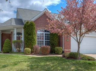 16641 Equestrian Ln, Chesterfield, MO 63005