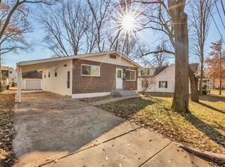 370 N Jefferson St, Florissant, MO 63031