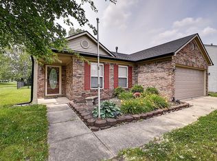 6883 W Burlington Dr, McCordsville, IN 46055