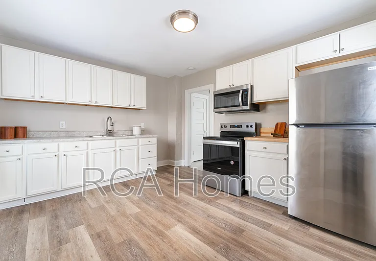 3622 N Capitol Ave — Photo 8