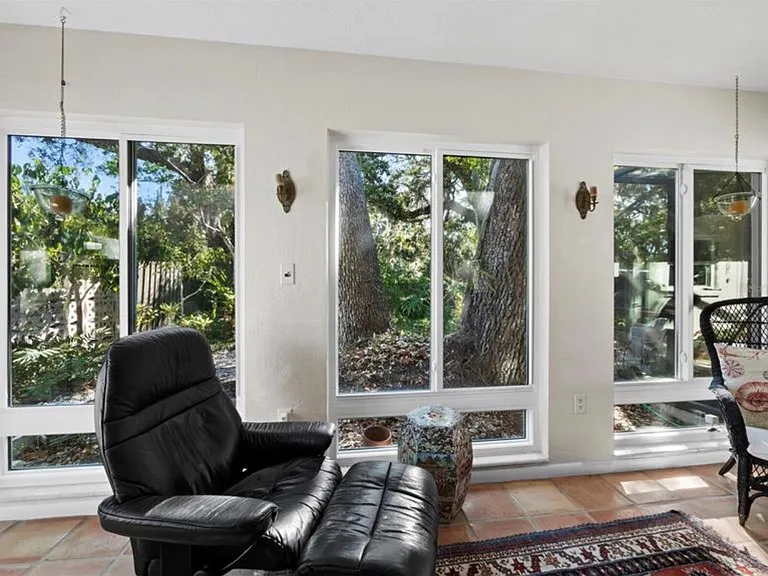 1642 Catalonia Ln — Photo 12