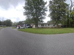 3911 Rosetree Dr, Jacksonville, FL 32207