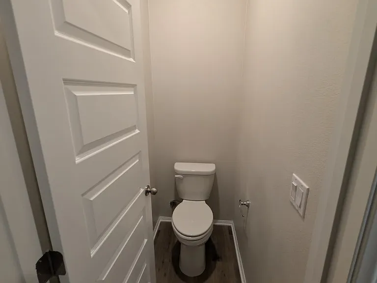 404 Lotus Dr #404 — Photo 5