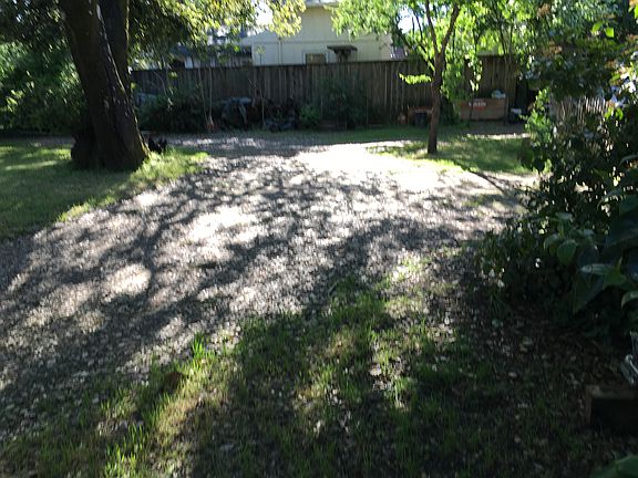5th image of 551 Central Ave