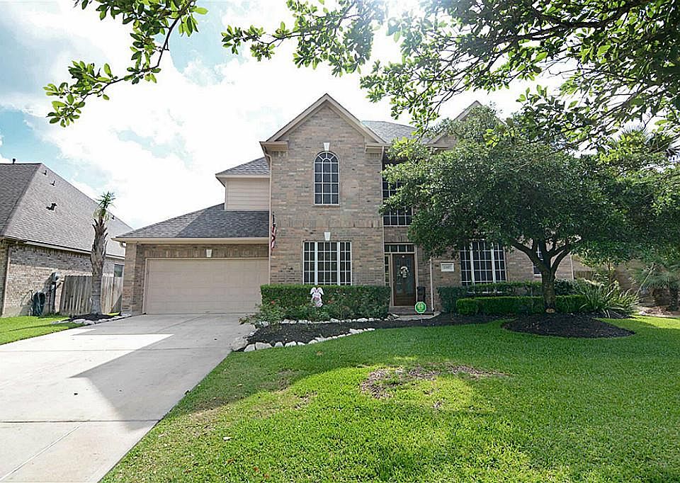 1st image of 12427 Lake Vista Dr