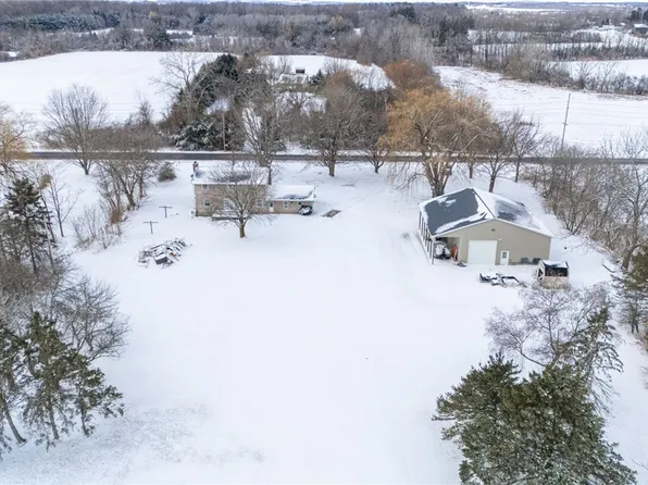 2781 Freshour Rd, Canandaigua, NY 14424