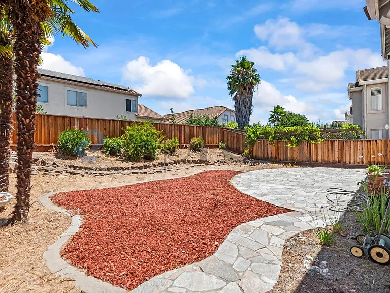 2041 Asilomar Dr — Photo 35