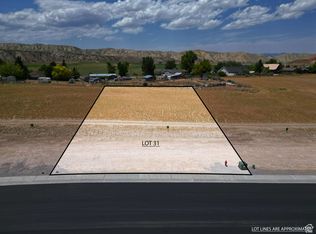 937 N 200 W, Mayfield, UT 84643