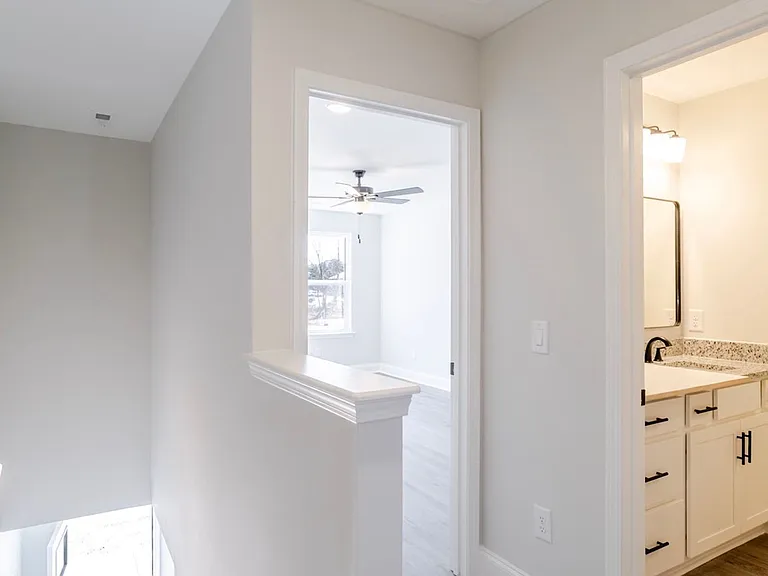 1054 Serenity Ln — Photo 22
