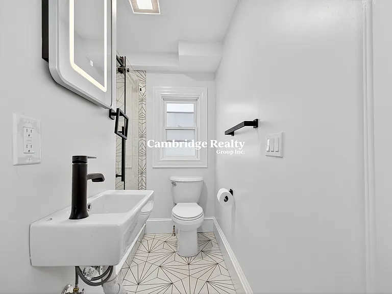 254 Main St #1T — Photo 15