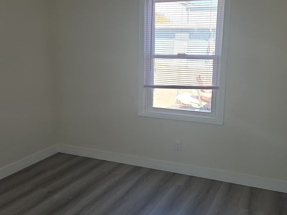 4th image of 9332 Jamacha Rd