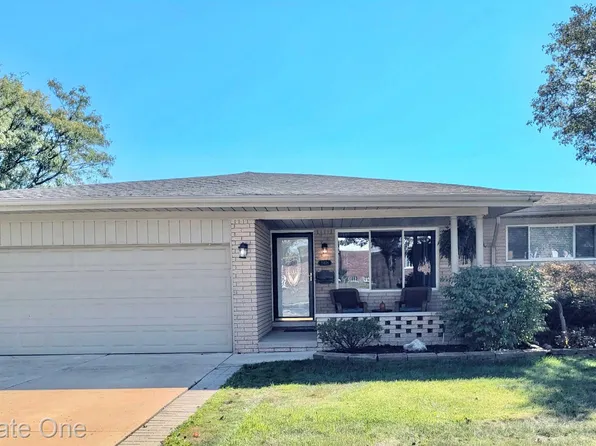 3426 Janet Dr, Sterling Heights, MI 48310