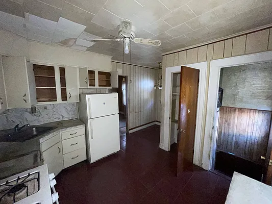 Sold by Asset CRG Advisors, LLC | media 32