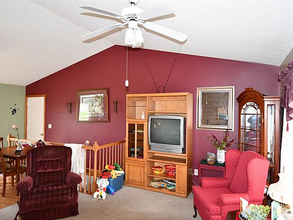 4th image of 17590 Bentwood Dr
