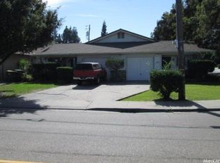 2724 W Hammer Ln, Stockton, CA 95209