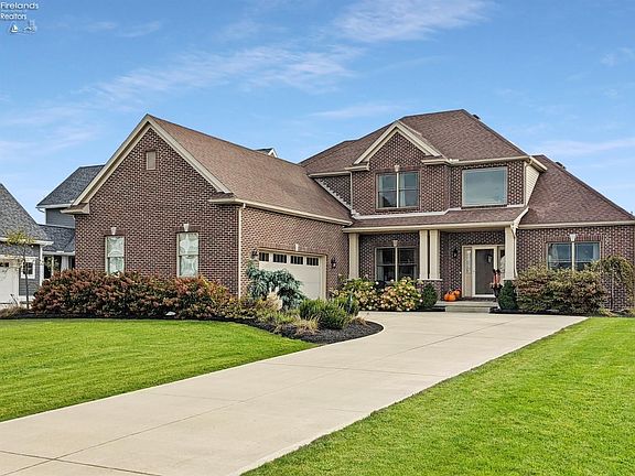 5th image of 2657 S Waterside Ct