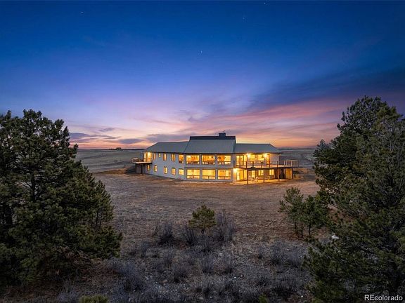 2nd image of 30999 Kootney Street