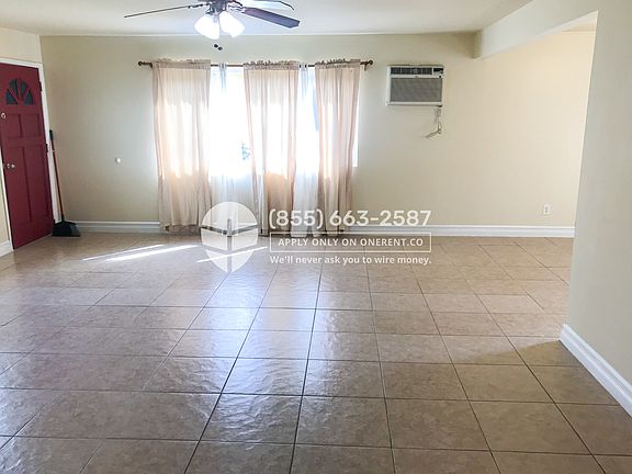 4th image of 2539 Hayes Dr