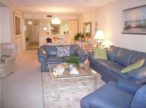 5th image of 19526 Gulf Blvd APT 3E