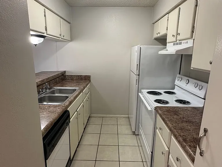 6695-3 Whispering Oak Pl — Photo 5