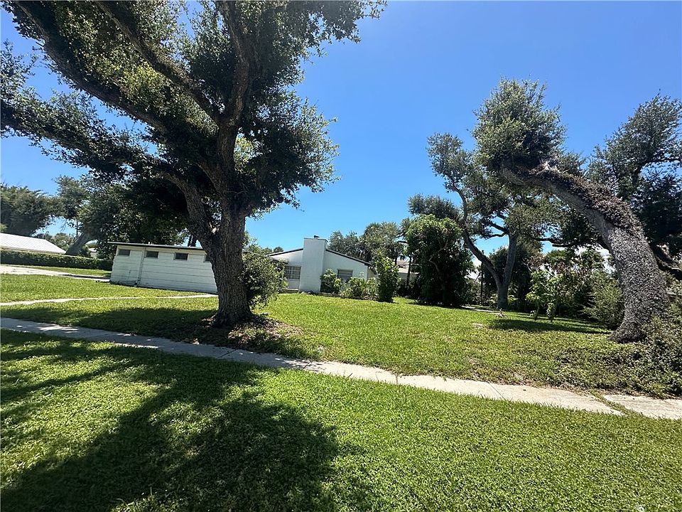 1st image of 594 Acacia Rd