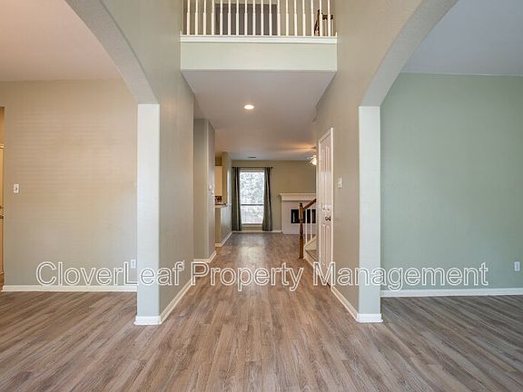 5th image of 208 Doral Ct