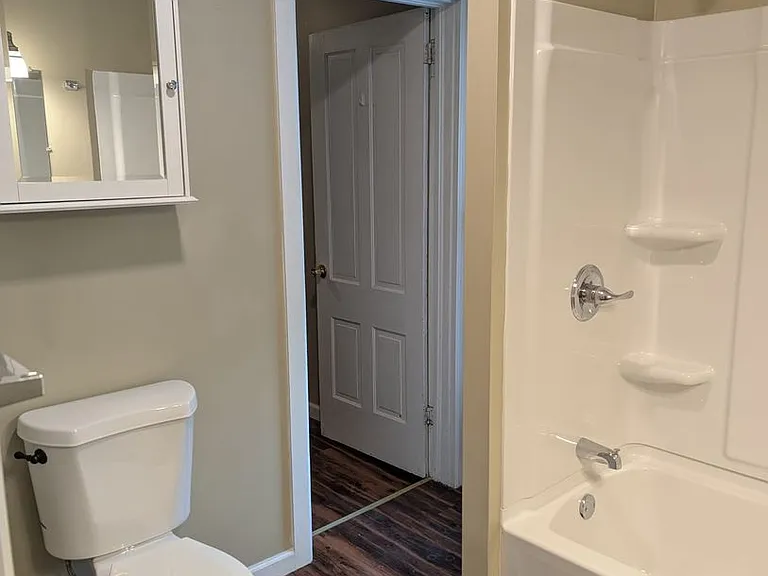 626 Washington St — Photo 13