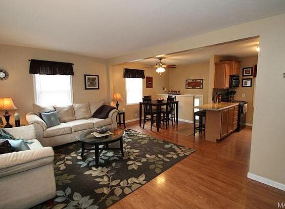 2nd image of 2817 Mohattan Ln