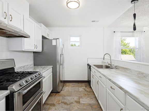 4th image of 1455 W Alaska Place