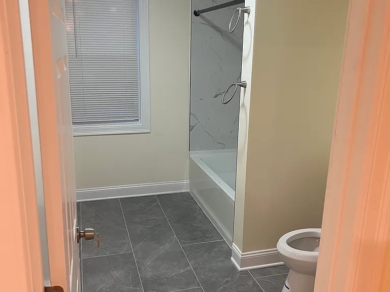 720 Main St — Photo 6