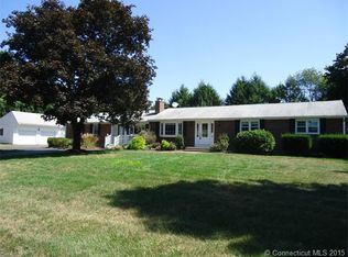 9 Margaret Dr, Broad Brook, CT 06016