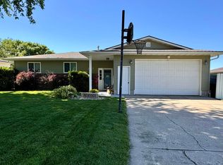 2617 Crestview Rd, Norfolk, NE 68701