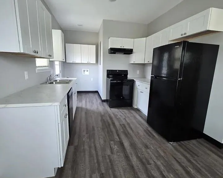 1714 Sayers St — Photo 3