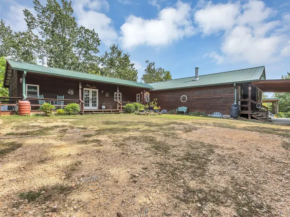 3519 Owl Hollow Rd, Linden, TN 37096