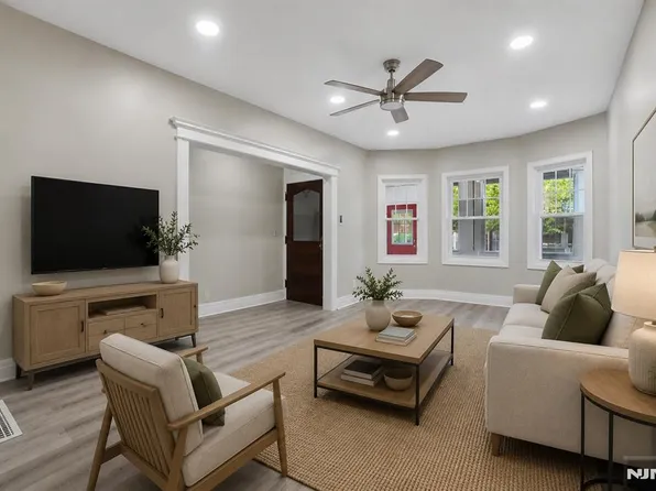 31 Claremont Ave, Jersey City, NJ 07305