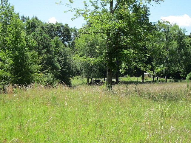 2nd image of 1386 Fortville Milledgeville Rd
