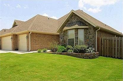 1st image of 4105 SW Flagstone Blvd
