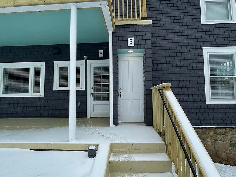 296 Pocahontas Ave #B — Photo 17