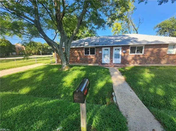 2021 Pond Ln, Chesapeake, VA 23324