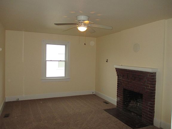 4th image of 3308 Oaklawn Blvd