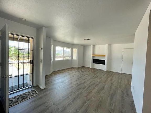 5th image of 55668 Encelia Dr
