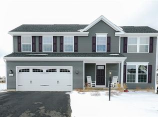 111 Brinan Fields Run, Manlius, NY 13104