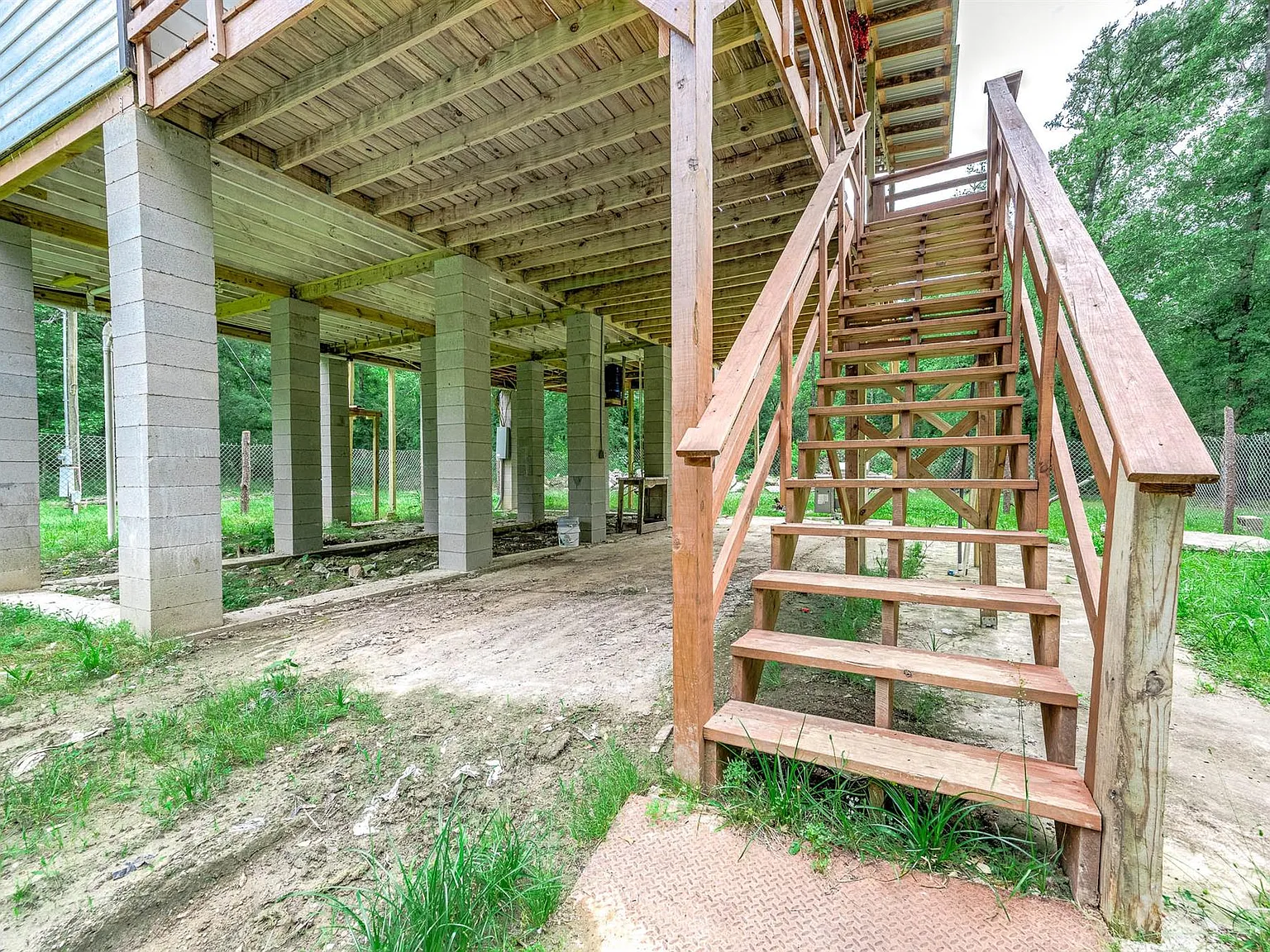 2 bed, 1.0 bath, 720 sqft, $1,250 — Photo 3
